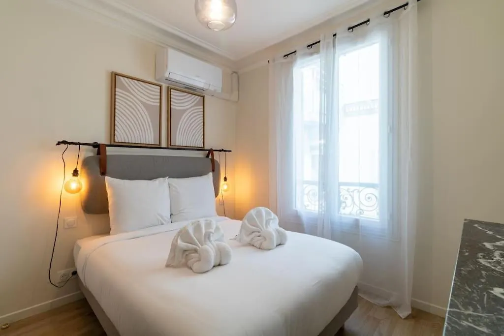 Apartment B3#two Bedrooms#champs Elysees#arc De Triomphe#ac Paris